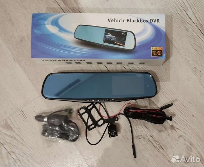 Зеркало регистратор с камерой заднего вида