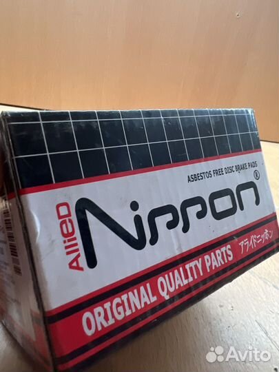 Тормозные колодки передние на LADA