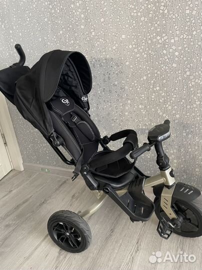 Детский велосипед с ручкой