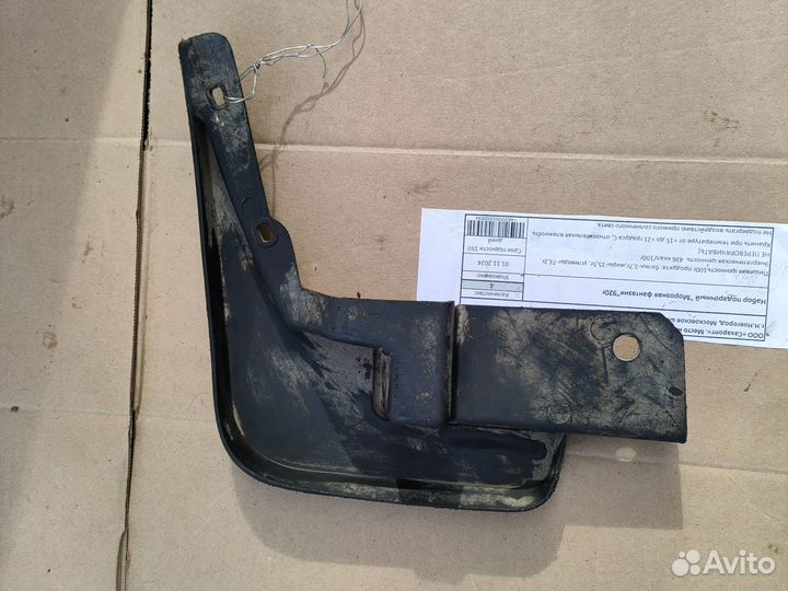 Лада хрей брызговик передний правый