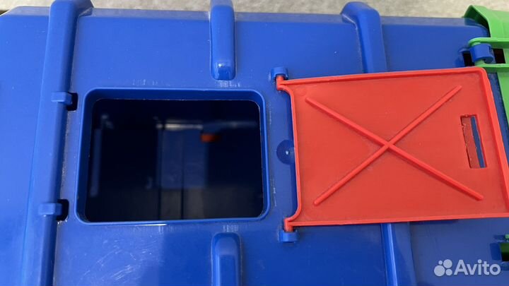 Грузовик мусоровоз