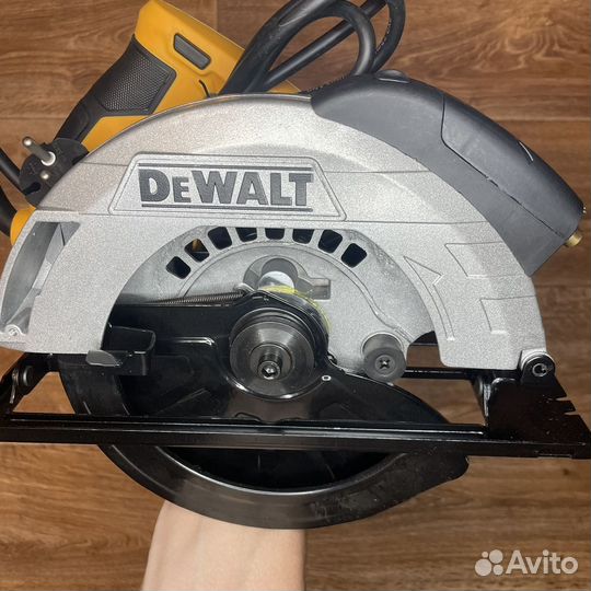 Циркулярка DeWalt