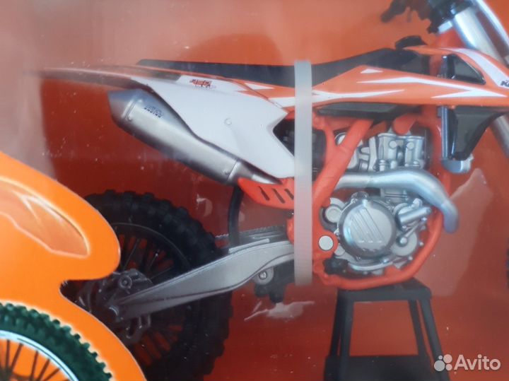 Модель мотоцикла ктм SX450F 1:10