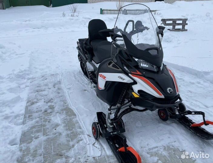 Снегоход Lynx 49 Ranger 900
