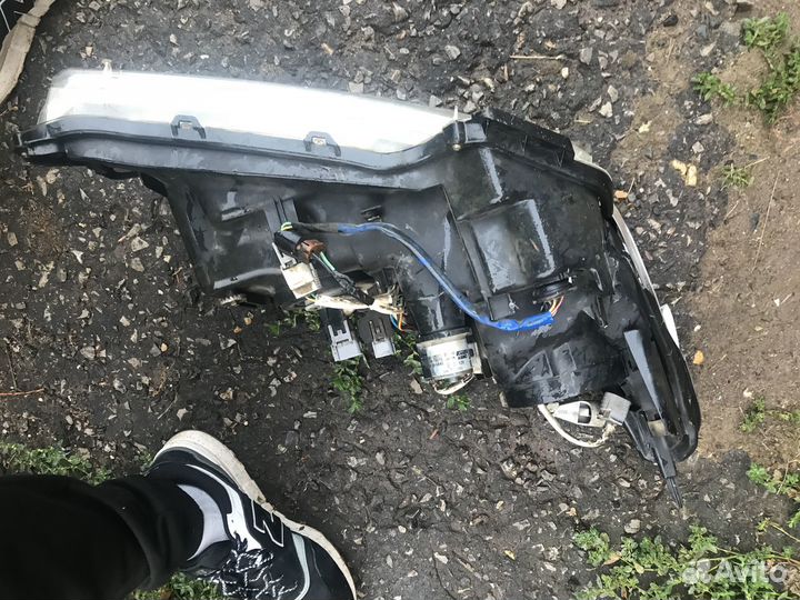 Фара toyota land cruiser 200