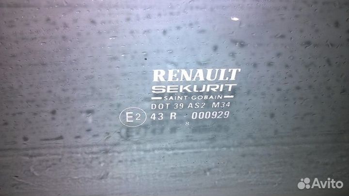 Стекло двери, левое renault trucks Magnum AE (01.9