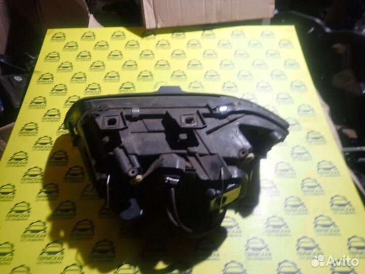 Фара правая для Audi A6 (C5) 1997-2004