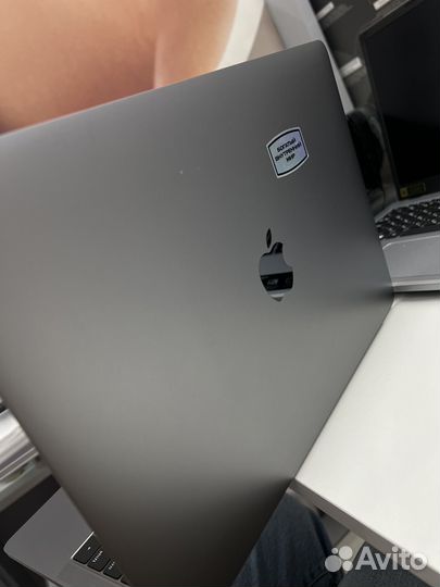 MacBook Pro 2019