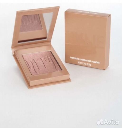 Пудра Kylie Jenner Bronzer Strawberry Shortcake