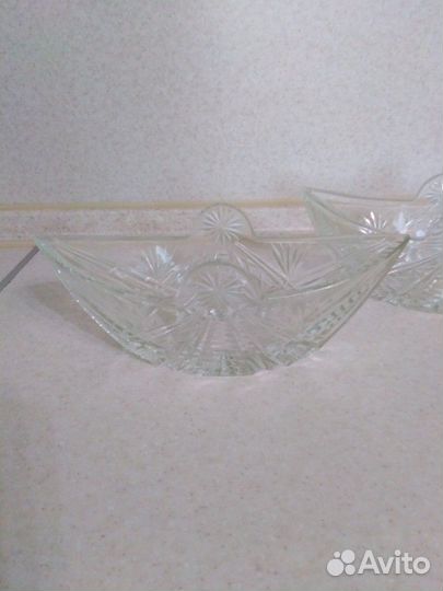 Хрустальная вазы-лодочки