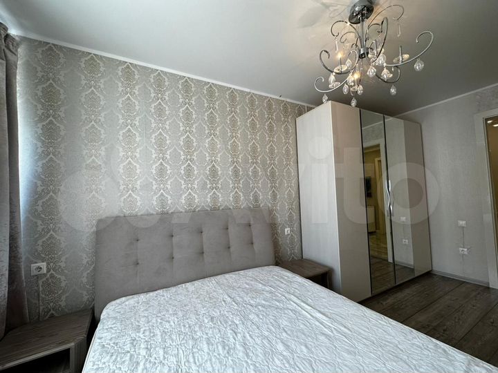 2-к. квартира, 76 м², 2/5 эт.