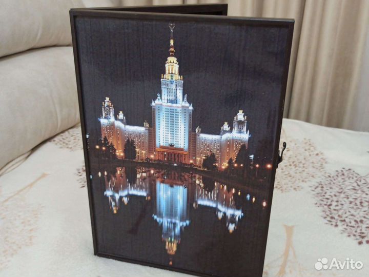 Ключница -панно новая дерево