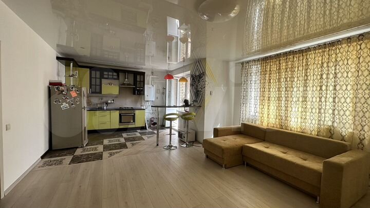 2-к. квартира, 67,7 м², 2/5 эт.