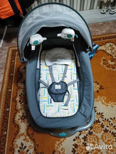 Шезлонг детский