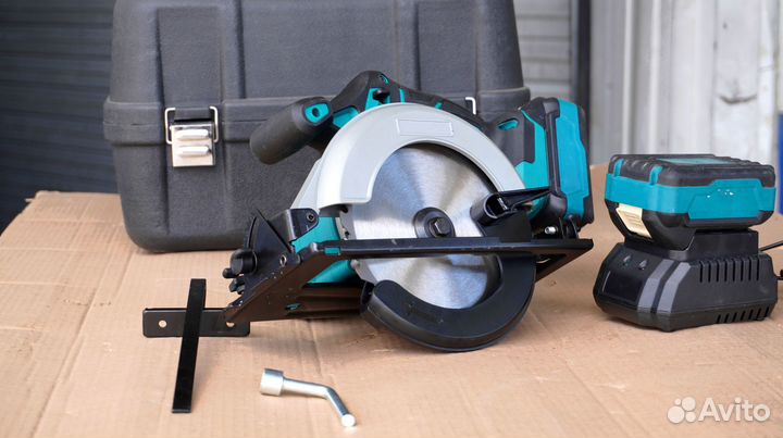 Циркулярная пила: бесщеточный двигатель