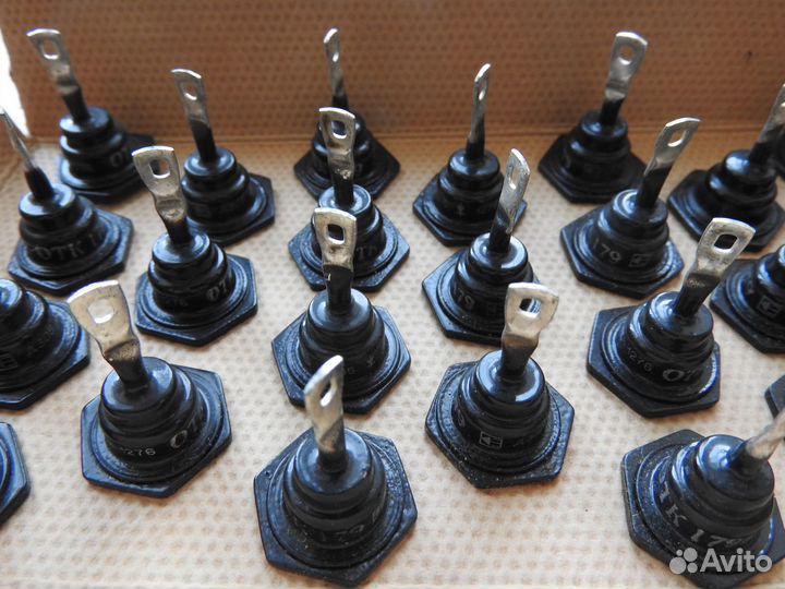 Выпрямительный диод Д 305