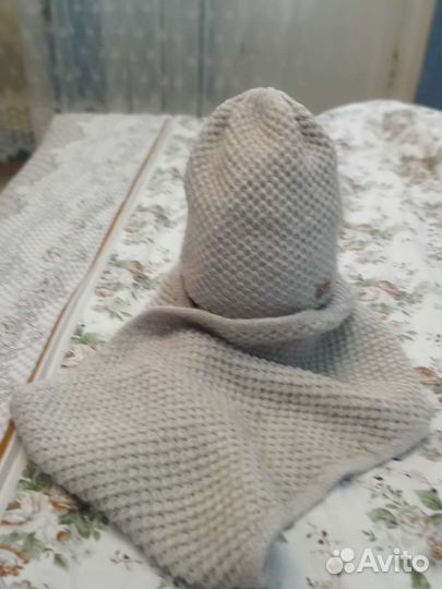 Комплект шапка и снуд женский