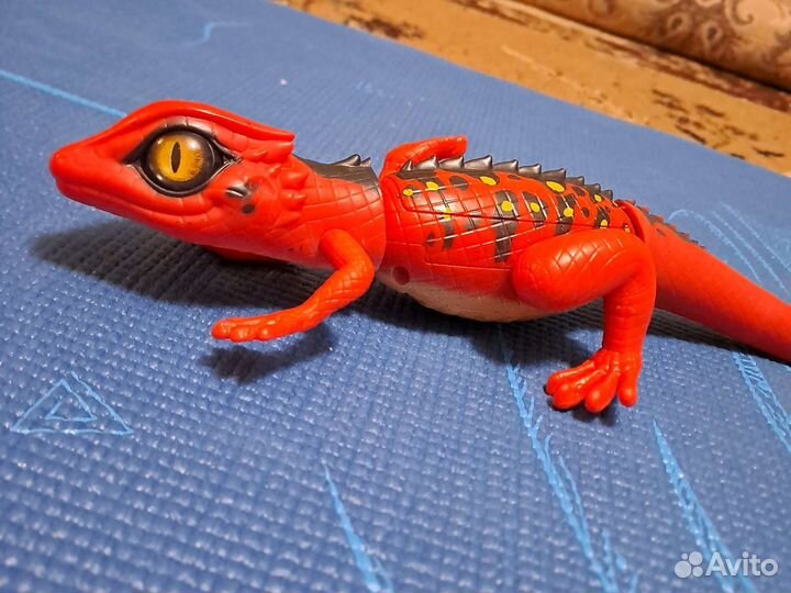 Интерактивная игрушка ящерица