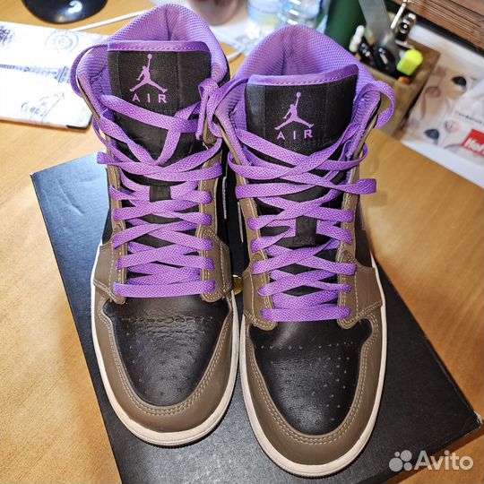 Nike air jordan 1 mid