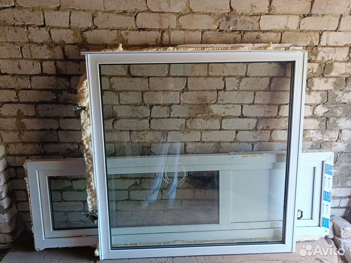 Оконный блок с дверью бу