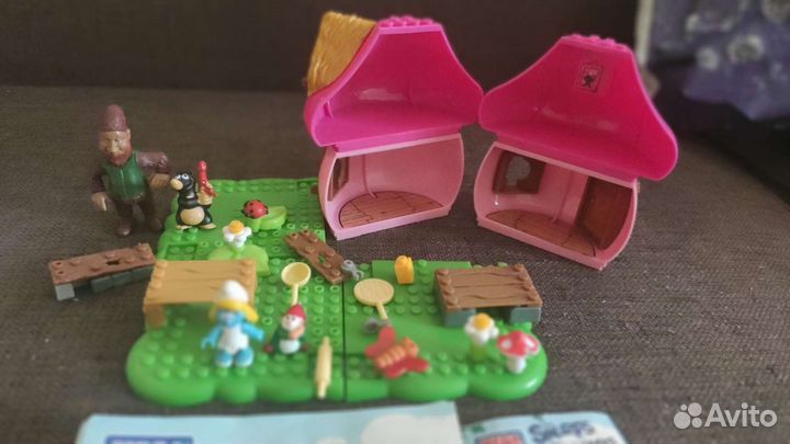 Домик Смурфиков с фигурками, аксессуарами и мебель