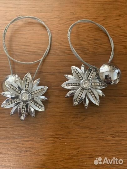 Подхваты для штор на магнитах