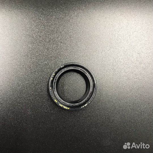 Уплотнение на гидроподъемник Yamaha 50-90, F75-100 (Yamaha)