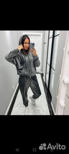 Спортивный костюм