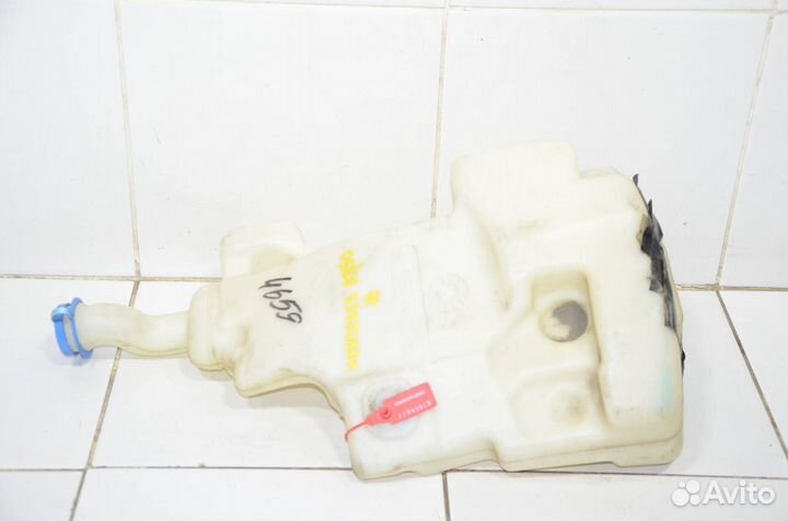 Бачок омывателя Mercedes-Benz R-Class W251 M272