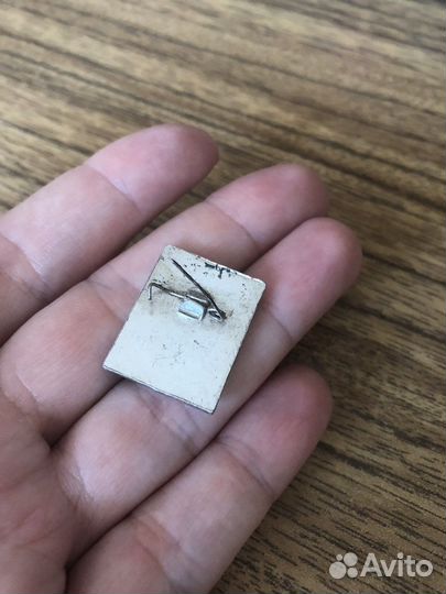 Значок Учусь плавать