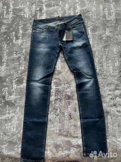Джинсы женские