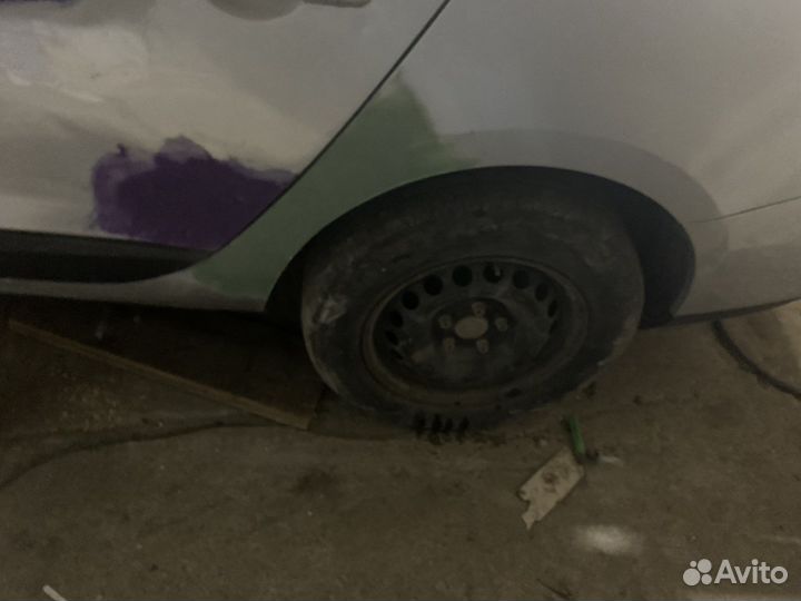 Заднее левое крыло renault fluence