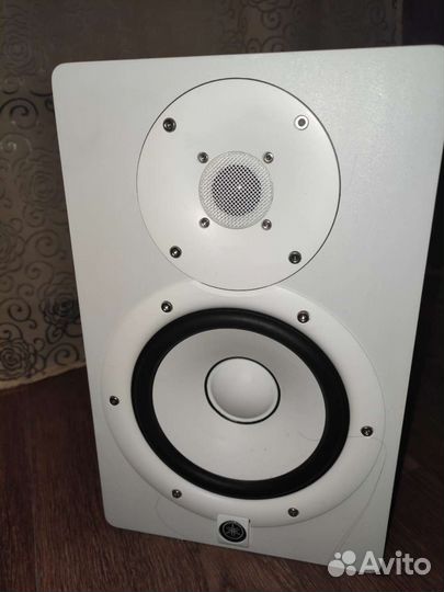 Yamaha HS7,одна колонка,полочная акустика