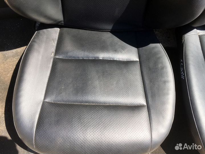 Накладка сиденья Mercedes-Benz C-Class