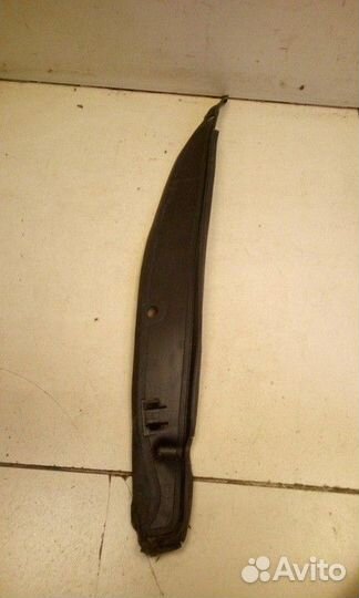 Пыльник переднего правого крыла Renault Megane