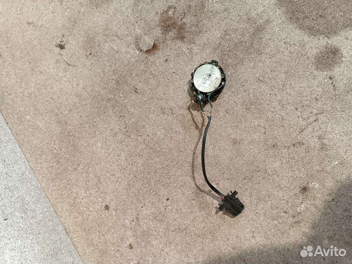 Пищалка в дверь Skoda Octavia A5