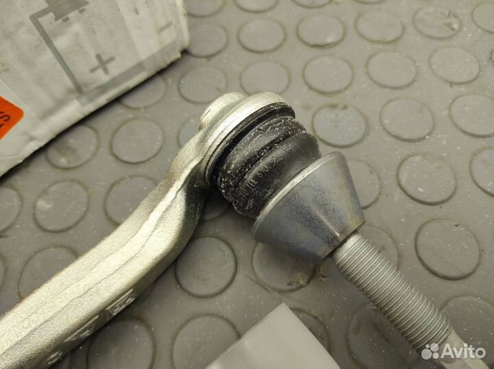 Наконечник рулевой правый Mercedes-Benz W205