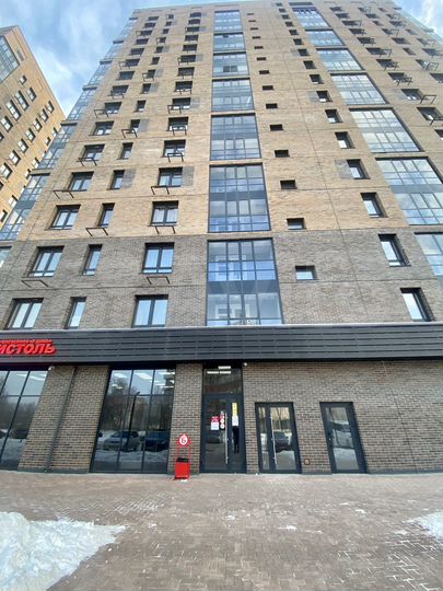 2-к. квартира, 64 м², 2/17 эт.