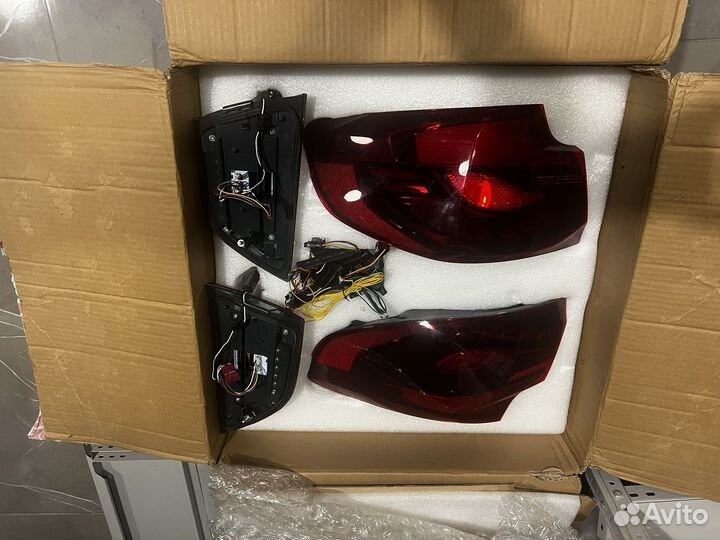 Фары задние комплект BMW F34