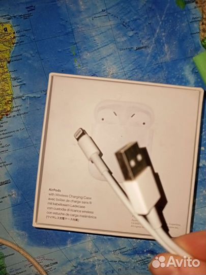 Беспроводные наушники apple airpods