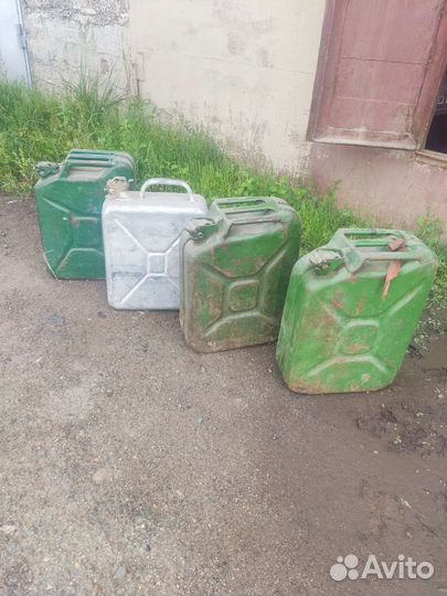 Канистры металлические