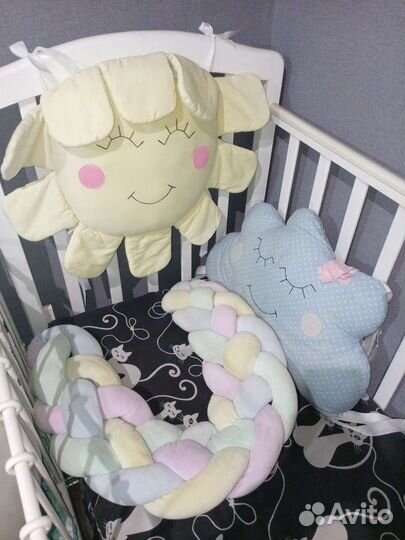 Бортик в кроватку