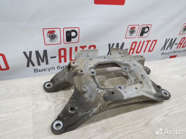 Кронштейн кпп Porsche Macan