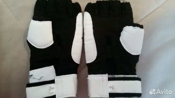 Перчатки для каратэ размер S