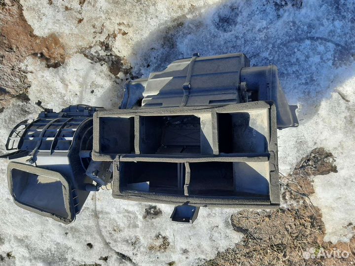 Корпус печки Hyundai Tucson 1