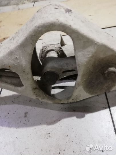 Балка задняя со ступицами сборе Nissan Primera P12