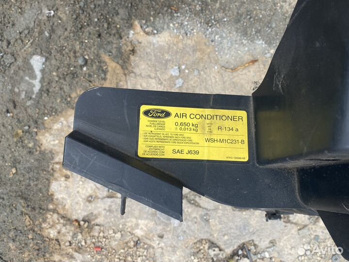 Передняя панель телевизор форд фиеста