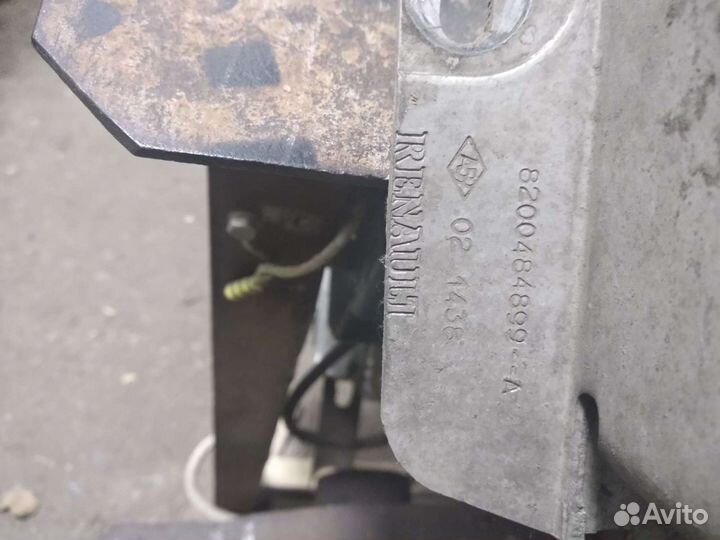 Усилитель заднего бампера Рено Меган