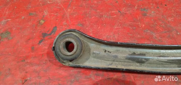 Хендай акцент рычаг задний поперечный отл.сост