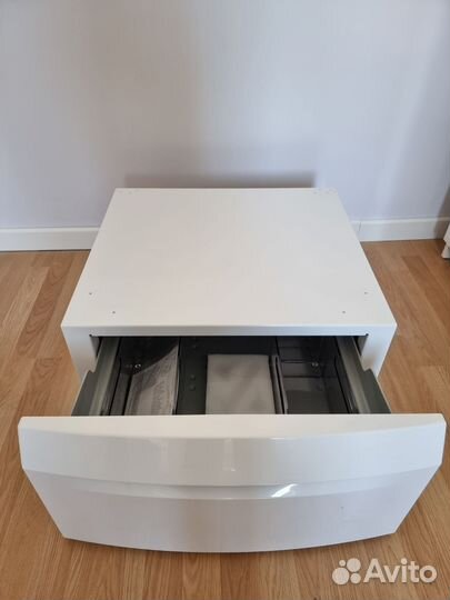 Пьедестал под стир. машину Electrolux E6whped3